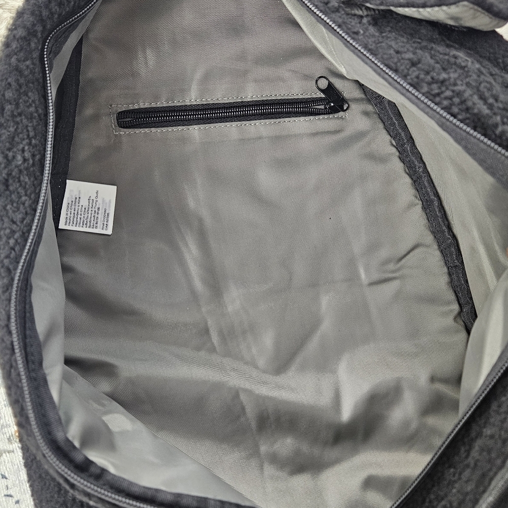 Kavu Fleece 4 Rope Sling Bag Black - Picture 7 of 10